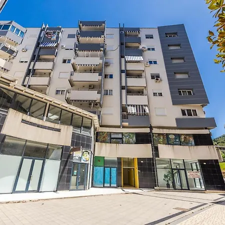Lungomare Comfort 2br By Pikhost Vlorë