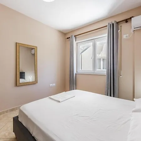 Appartement Lungomare Comfort 2br By Pikhost