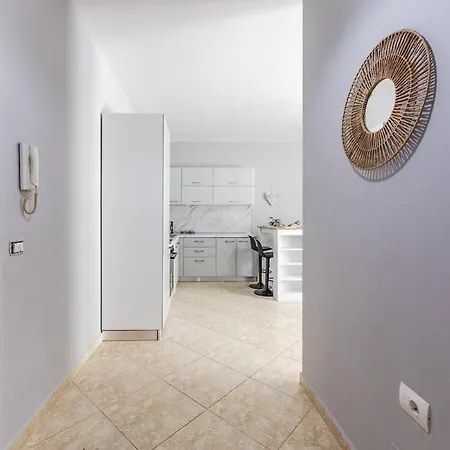 Lungomare Comfort 2br By Pikhost Appartement